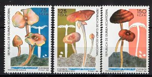 Equatorial Guinea 1992 Sc#173/174  MUSHROOMS Set (3) MNH