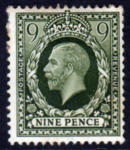 GB KGV 1934 9d Deep Olive-Green SG447 Mint Hinged