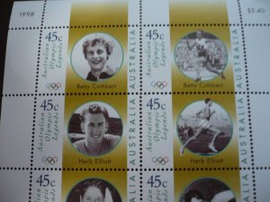 Stamps - Australia - Scott# 1634 - Mint Never Hinged Souvenir Sheet