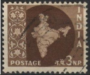 India 277 (used) 3np map of India, brn (1957)