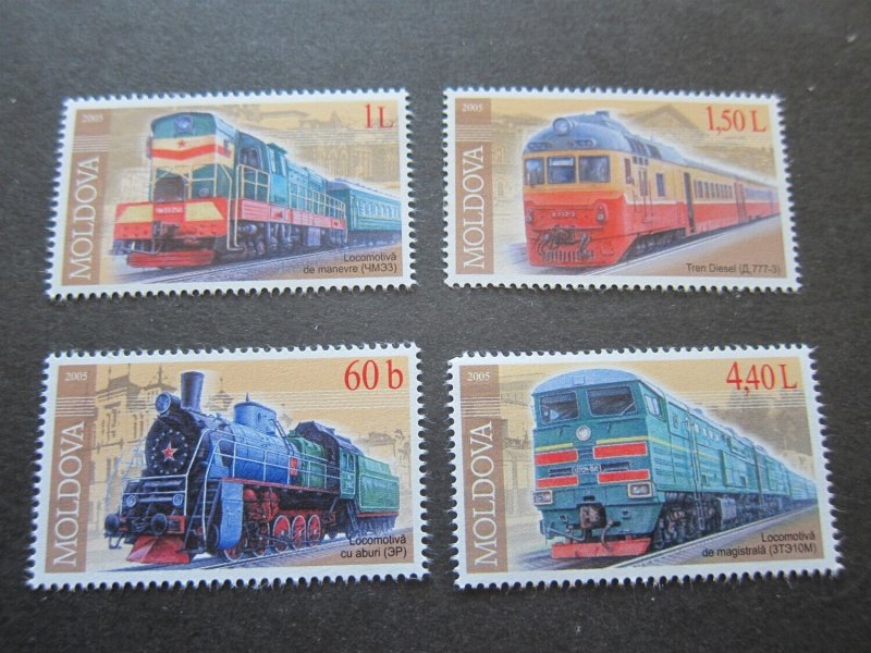 Moldova 2005 Sc 484-87 train set MNH