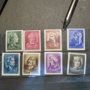 Slovakia 98-102mint OG, NH, VF, Cv.$5.05