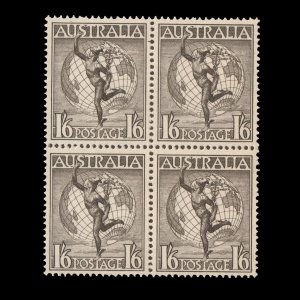 AUSTRALIA 1956 KGVI Sc C7 Mercury & Globe MNH VF Block of Air Mail Stamps CV$75