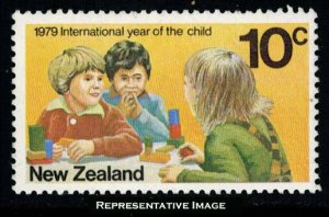 New Zealand Scott 689 Mint never hinged.