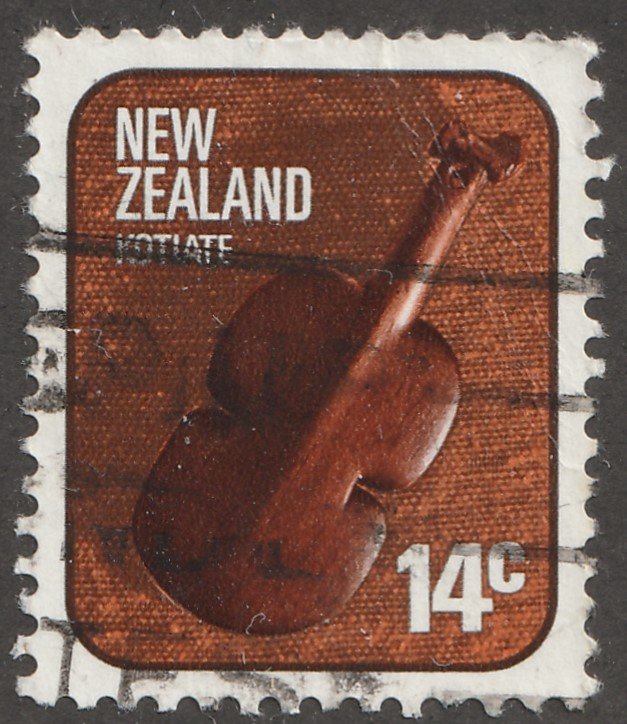 New Zealand stamp, Scott# 614, used, single stamp,  #614