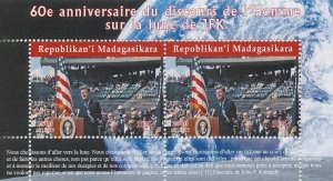 MADAGASCAR - 2021 - Man on the Moon - Perf 2v Sheet #2 - Mint Never Hinged