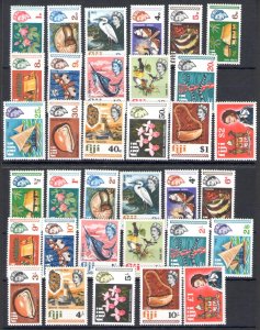 1968-1969 Fiji - Yvert 219/235 + 239/255 MNH/** 34values