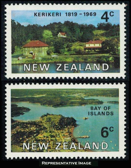 New Zealand Scott 427-428 Mint never hinged.