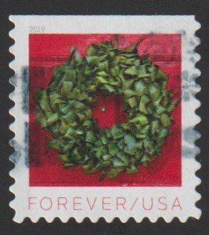 SC# 5424 - (55c) -Wreaths - green leaves - Used single Off Paper