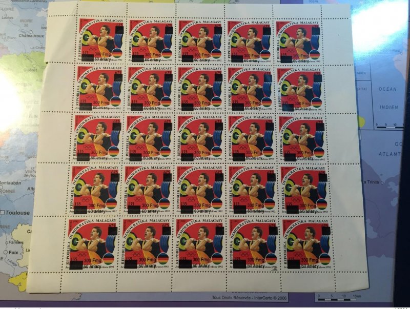 Madagascar 1998 Mi 2012 Barcelona Olympic Games Dumbbell Overprint 2000€