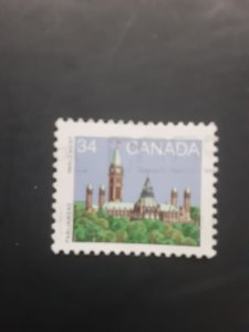 ^Canada #925           Used