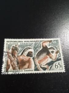 Malagasy Republic sc C67 u