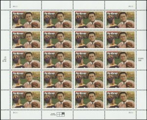 US 3149 Football Coaches Pop Warner red bar 32c sheet 20 MNH 1997