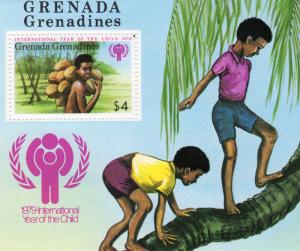 Grenada Grenadines 1979 Sc#322 YEAR OF THE CHILD (ICY) S/S (1) MNH