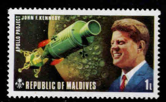 Maldive Islands Scott 472 MH* stamp