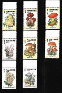 Maldive Is.-Scott#1702-9-unused NH set-Mushrooms-Fungi-1992-