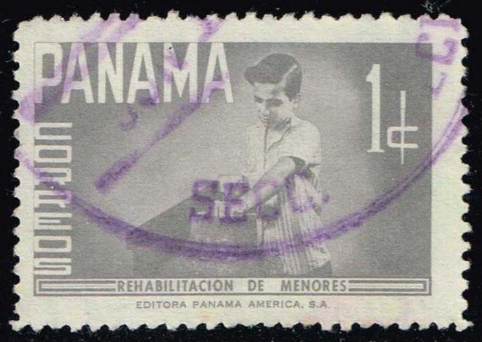 Panama #RA51 Boy with Handsaw; Used (0.25)