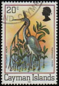 Cayman Islands 456a - Used - 20c Tricolored Heron (1982) (cv $2.25)