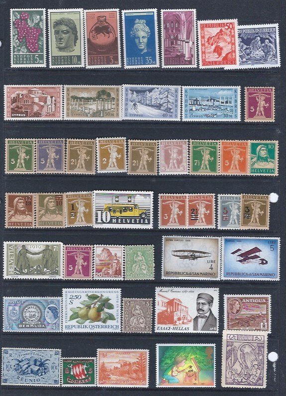 46 WW MINT  STAMPS STARTS AT A LOW PRICE!