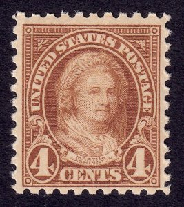 US Scott 585, 1925 Martha Washington, 4c yellow brown, NH MINT