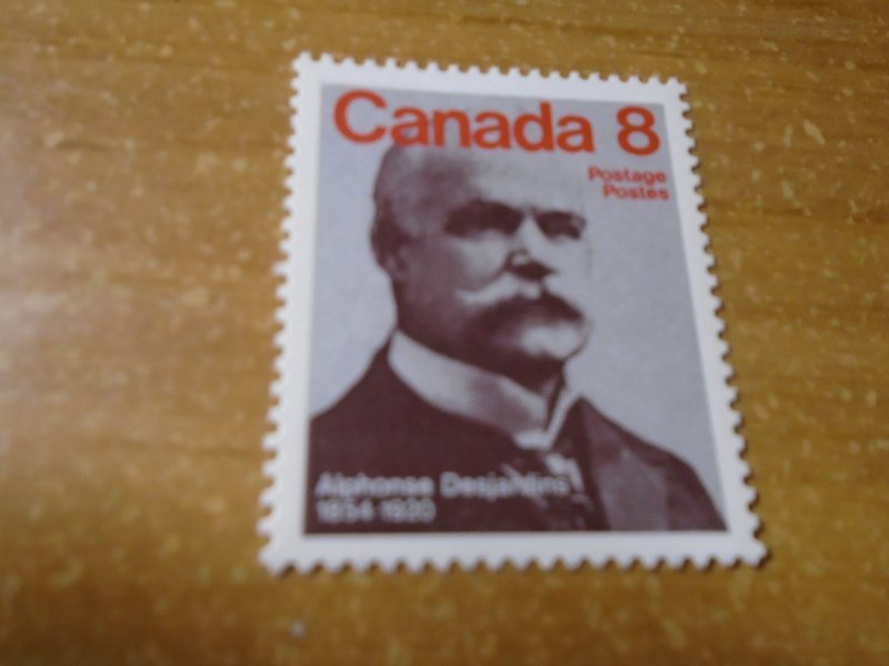 Canada #  661i  F   paper  MNH