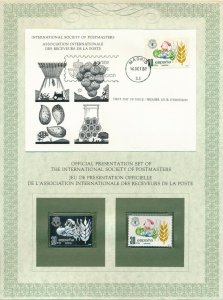 Spain 1981 FAO Presentation set with FDC, silver and mint stamp and COA