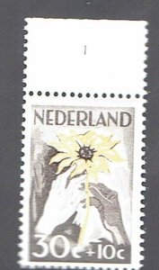 NETHERLANDS SCOTT#B202 1949 SWUNFLOWER - MNH/WITH TAB