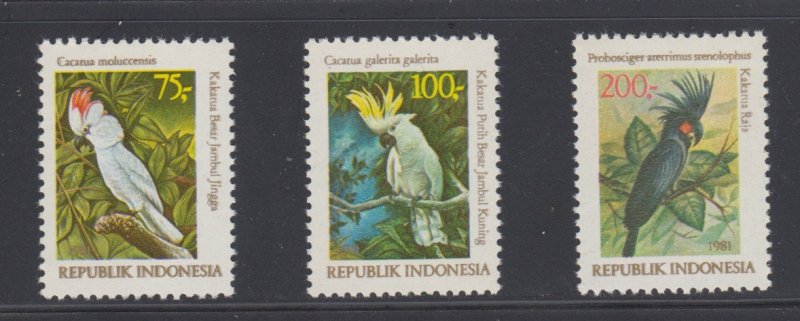 Indonesia     1163-65    mnh      $ 9.75