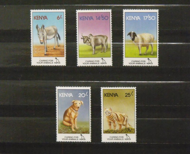 7860   Kenya   MNH # 637, 638, 639, 640, 641              CV$ 8.65