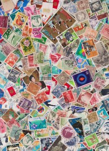 Japan - Over 200 stamps - new, old, definitives, commemoratives