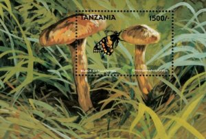 Tanzania 1998 - Slimecap Mushroom, Butterfly - Souvenir Sheet - Scott 1749 - MNH