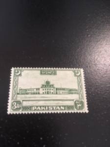 Pakistan sc 31 MNH