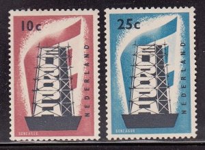 Netherlands 368 - 369 set VF-OG-NH cv $ 73 ! see pic !