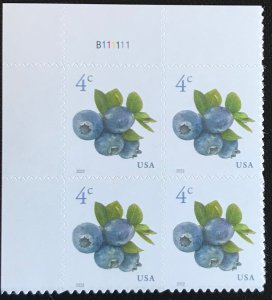 US #5652 MNH Plate Block of 4 UL Blueberries