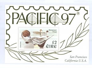 Ireland #1067  Souvenir Sheet