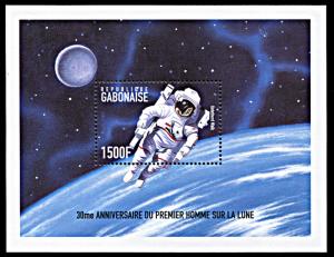 Gabon 941, MNH, 30th anniversary of Men on the Moon souvenir sheet