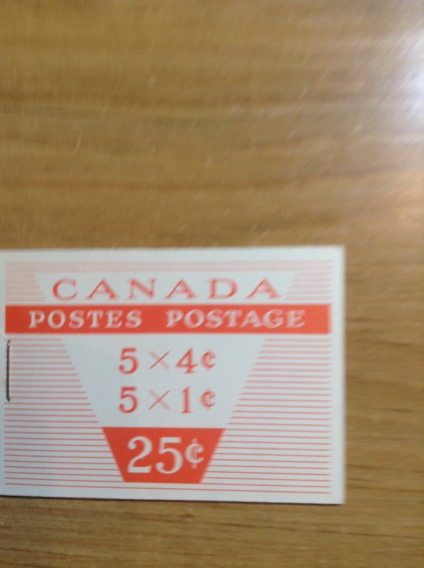 Canada BK51a complete booklet 12mm staple var 337a MF/340aDF