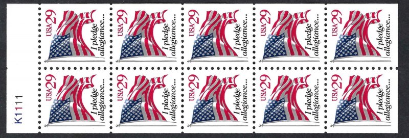 United States 2594a 29¢ Flag (1993). Booklet pane of 10. Red 29. MNH