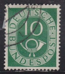 Germany 675 Post Horn 10pf 1951