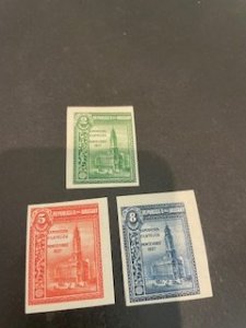 Uruguay sc 330-332 MH comp set