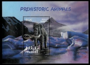 Maldives 2002 - Prehistoric Animals - Souvenir Stamp Sheet - Scott #2635 - MNH