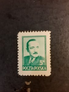 +Poland #437        MNH