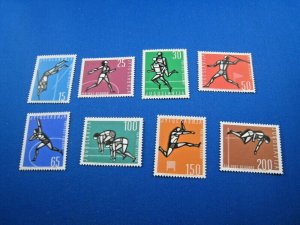 YUGOSLAVIA 1962  -  SCOTT # 672-679    COMPLETE SET    MNH