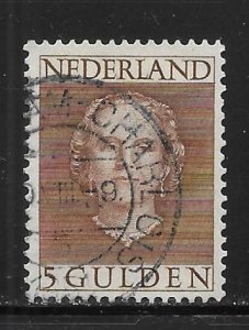 Netherlands 321 1949 5g Queen Juliana single Used