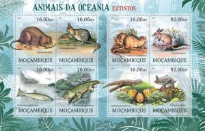 MOZAMBIQUE 2012 SHEET EXTINCT ANIMALS