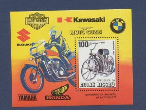 GUINEA-BISSAU - Sc 634  - MNH S/S - Kawasaki suzuki Honda  Yamaha motorcycle --c