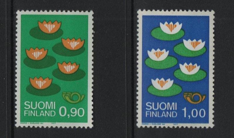 Finland   #593-594  MNH  1977   five water lilies