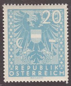 Austria 441 Hinged 1945 Coat of Arms