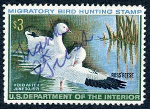 #RW37 – 1970 $3.00 Ross' Geese. Used.