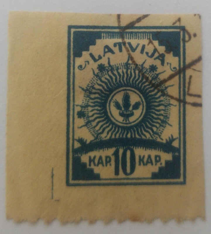 O) 1919 LATVIA, IMPERFORATE, ARMS SC 11  10k ON SIDE PERF.